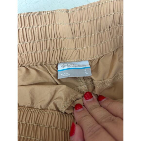 Columbia Women's Canoe Boundless Trek Active Cargo Shorts Size S - Picture 7 of 8